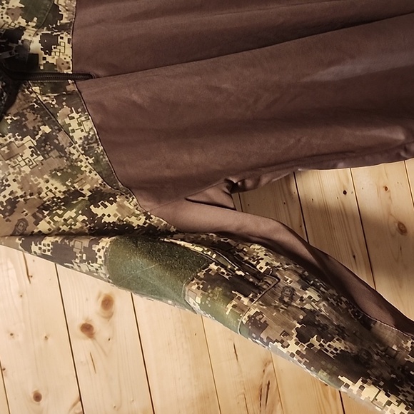 Planet Eclipse Paintball Men's Jersey and Pants Size small/Large Camo NWOT - Picture 4 of 12